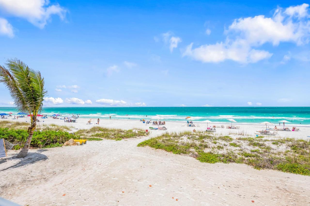 הולמס ביץ' Bali Hai Beachfront Resort And Spa מראה חיצוני תמונה